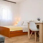 Frane Apartamento *